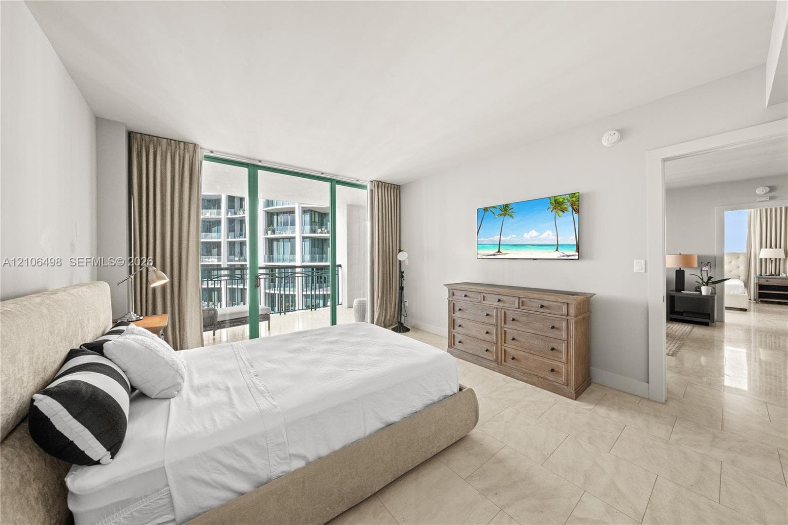 THE TOWER RESIDENCES · #1804 in Miami - Photo 29