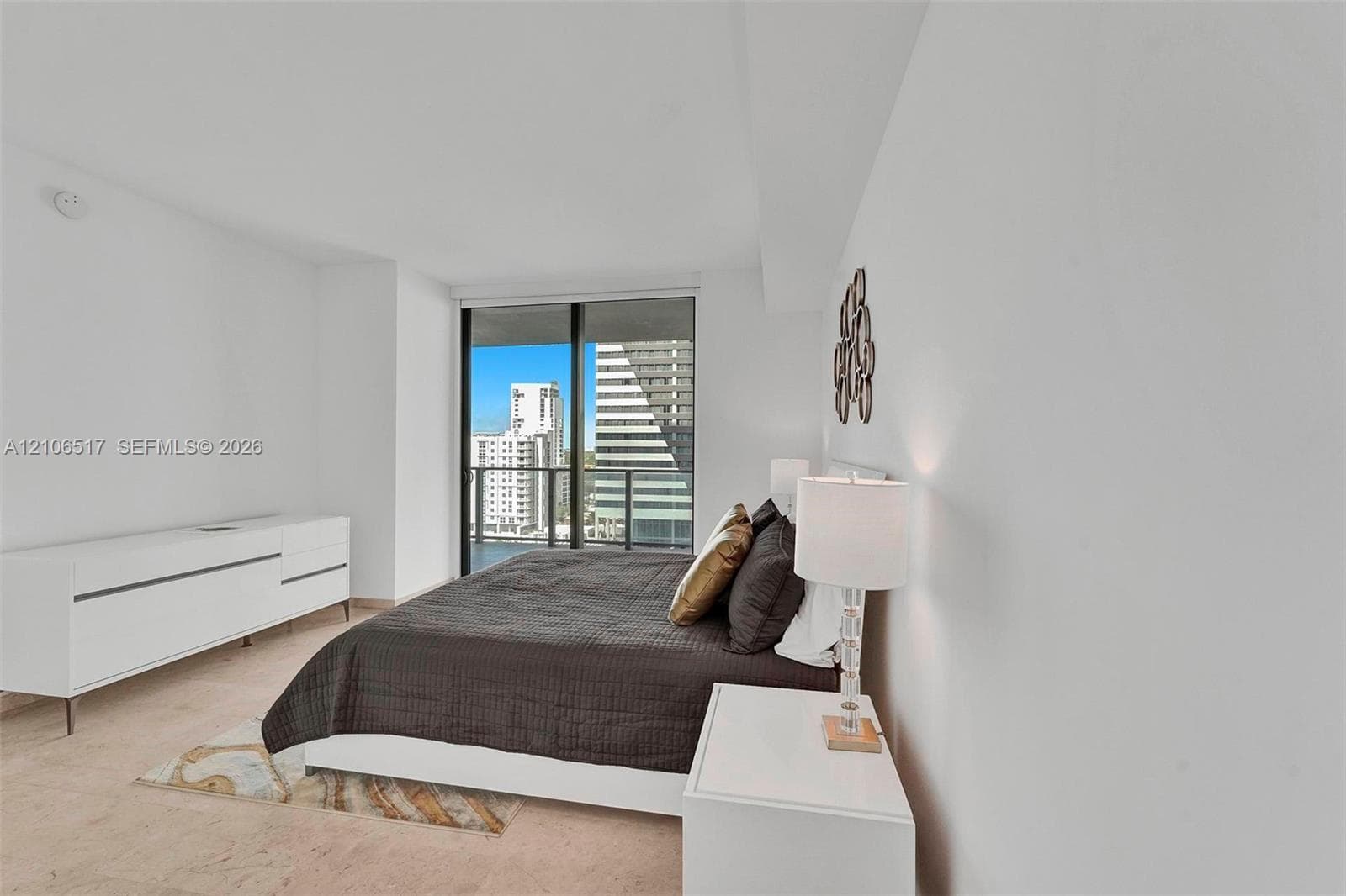 Rise Brickell City Centre · #910 in Miami - Photo 7