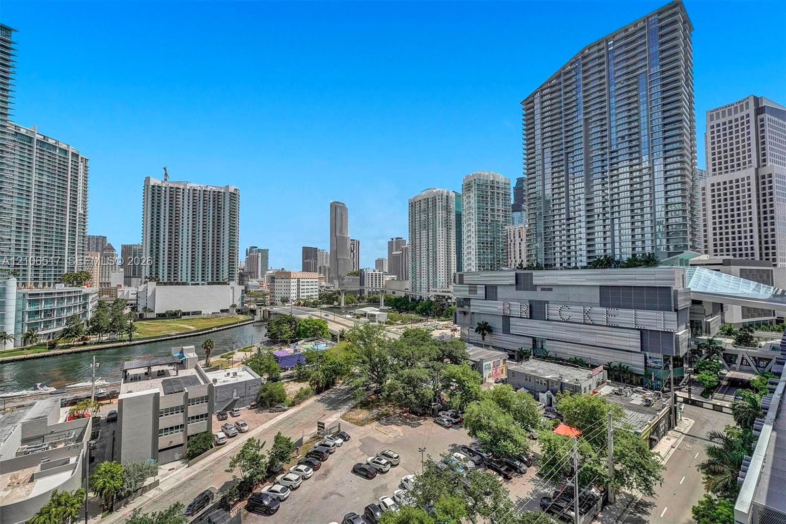 Rise Brickell City Centre · #910 in Miami - Photo 38