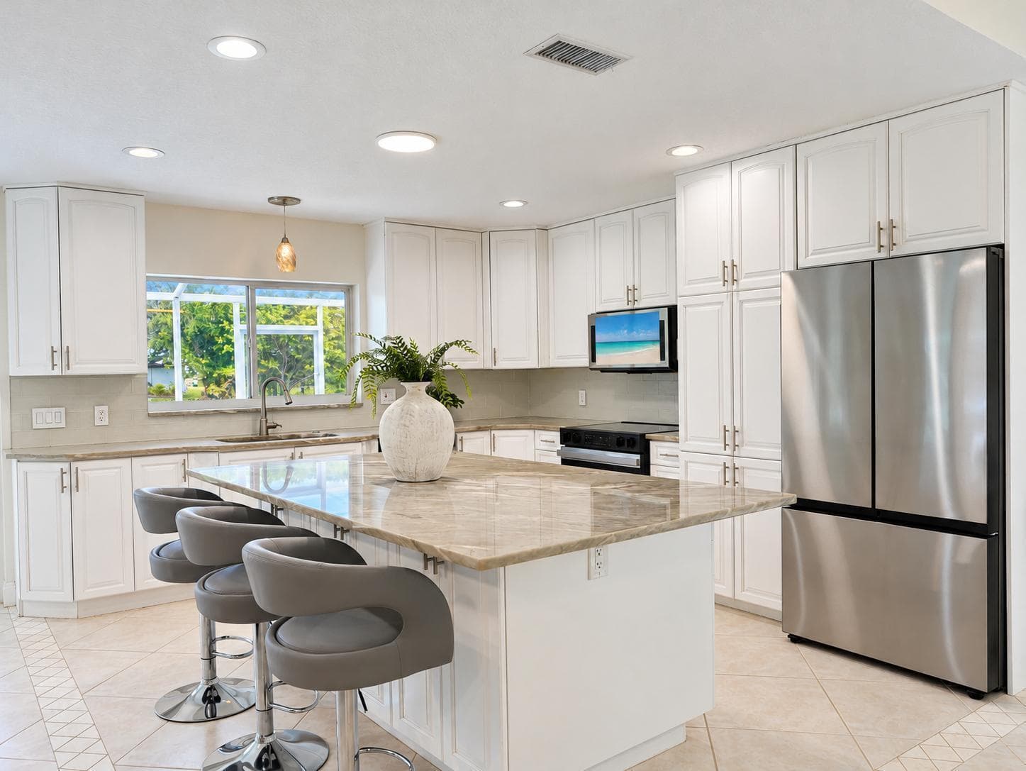Gourmet Kitchen