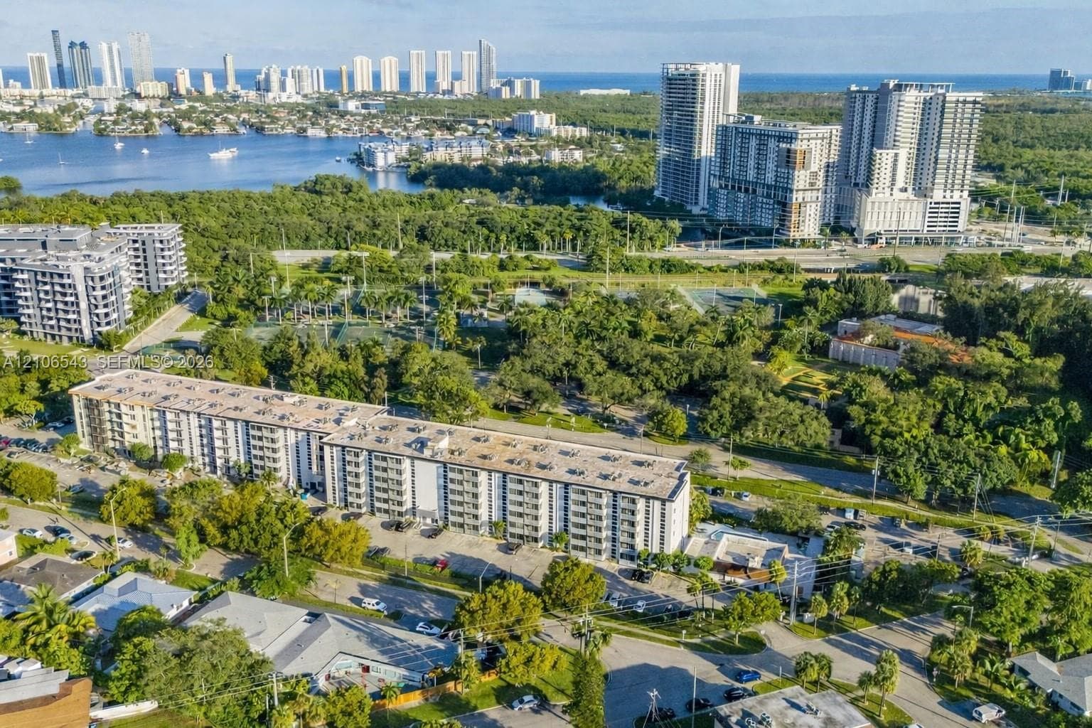 WOODSIDE APTS CONDO · #330 in North Miami Beach - Photo 27