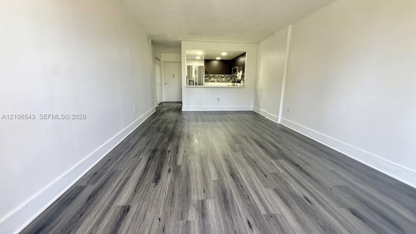 WOODSIDE APTS CONDO · #330 in North Miami Beach - Photo 10