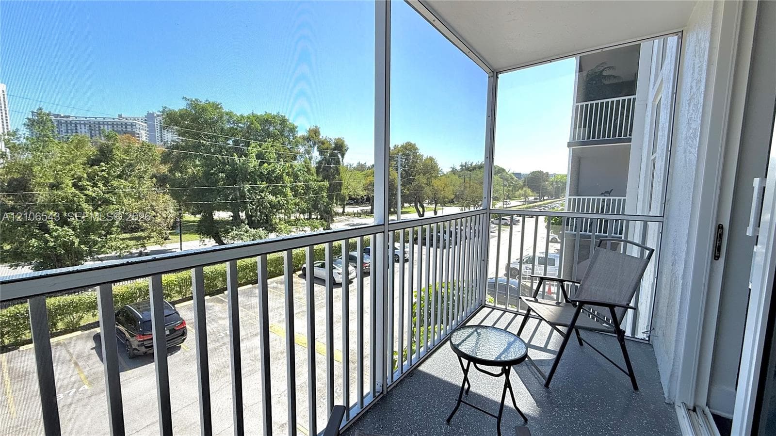 WOODSIDE APTS CONDO · #330 in North Miami Beach - Photo 8