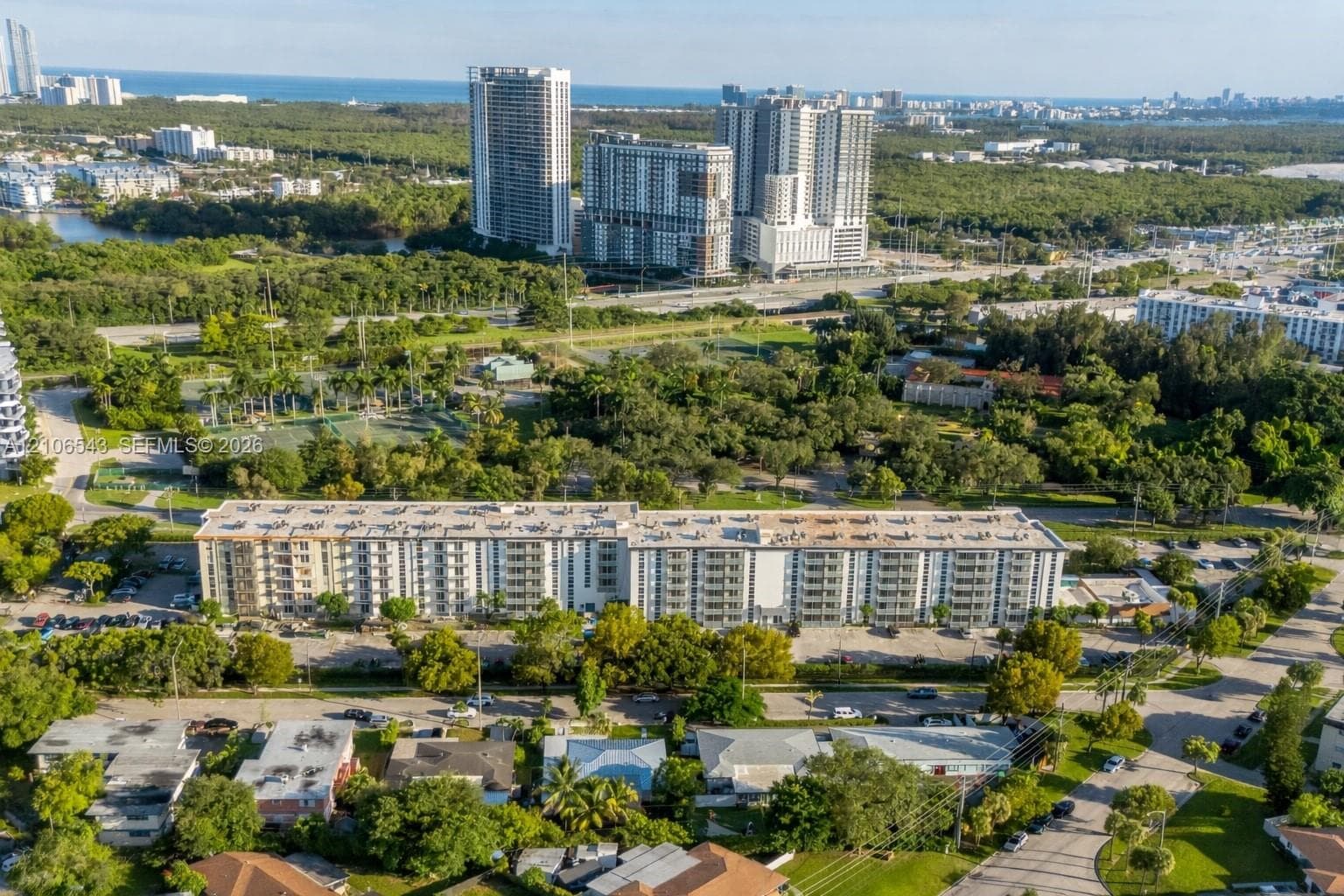WOODSIDE APTS CONDO · #330 in North Miami Beach - Photo 25