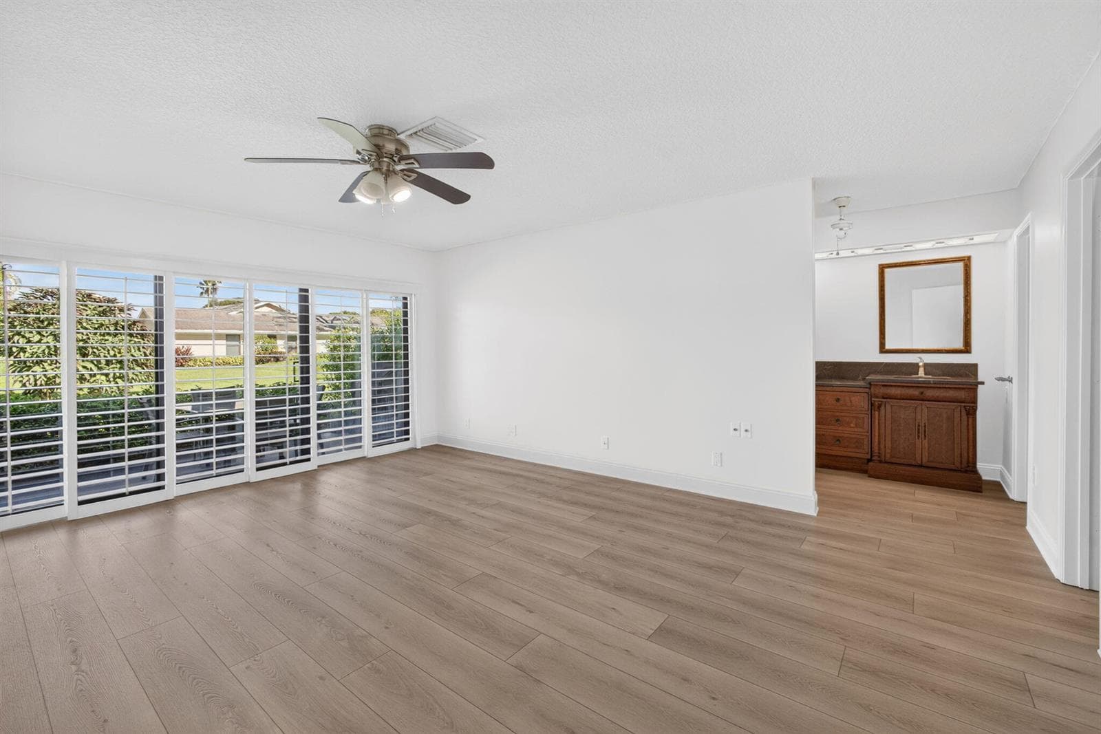 31-web-or-mls-5D1A1590