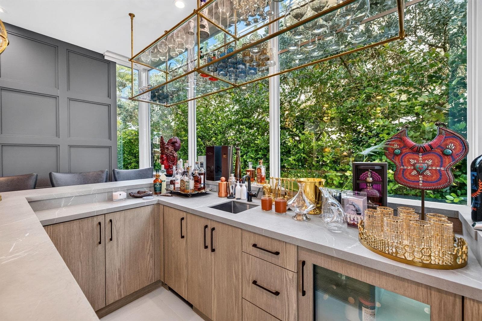 36_Wet Bar - View 3