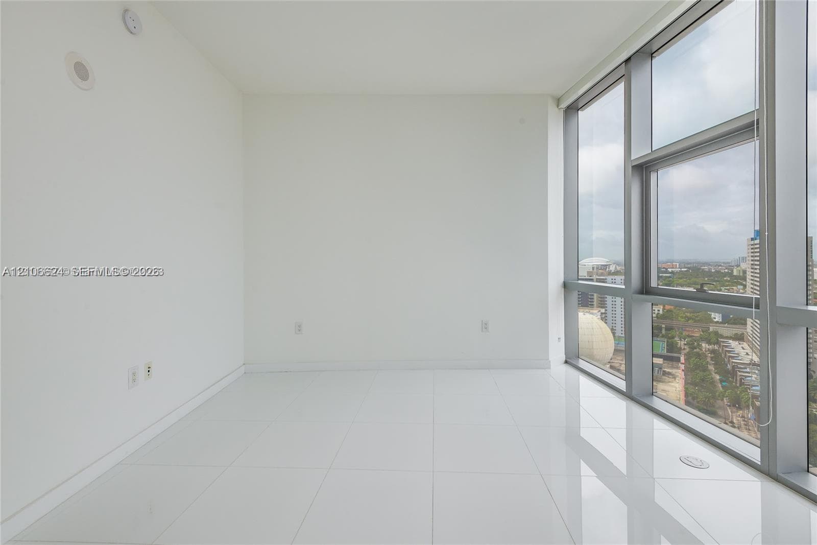 Paramount Miami Worldcenter · #2100 in Miami - Photo 22
