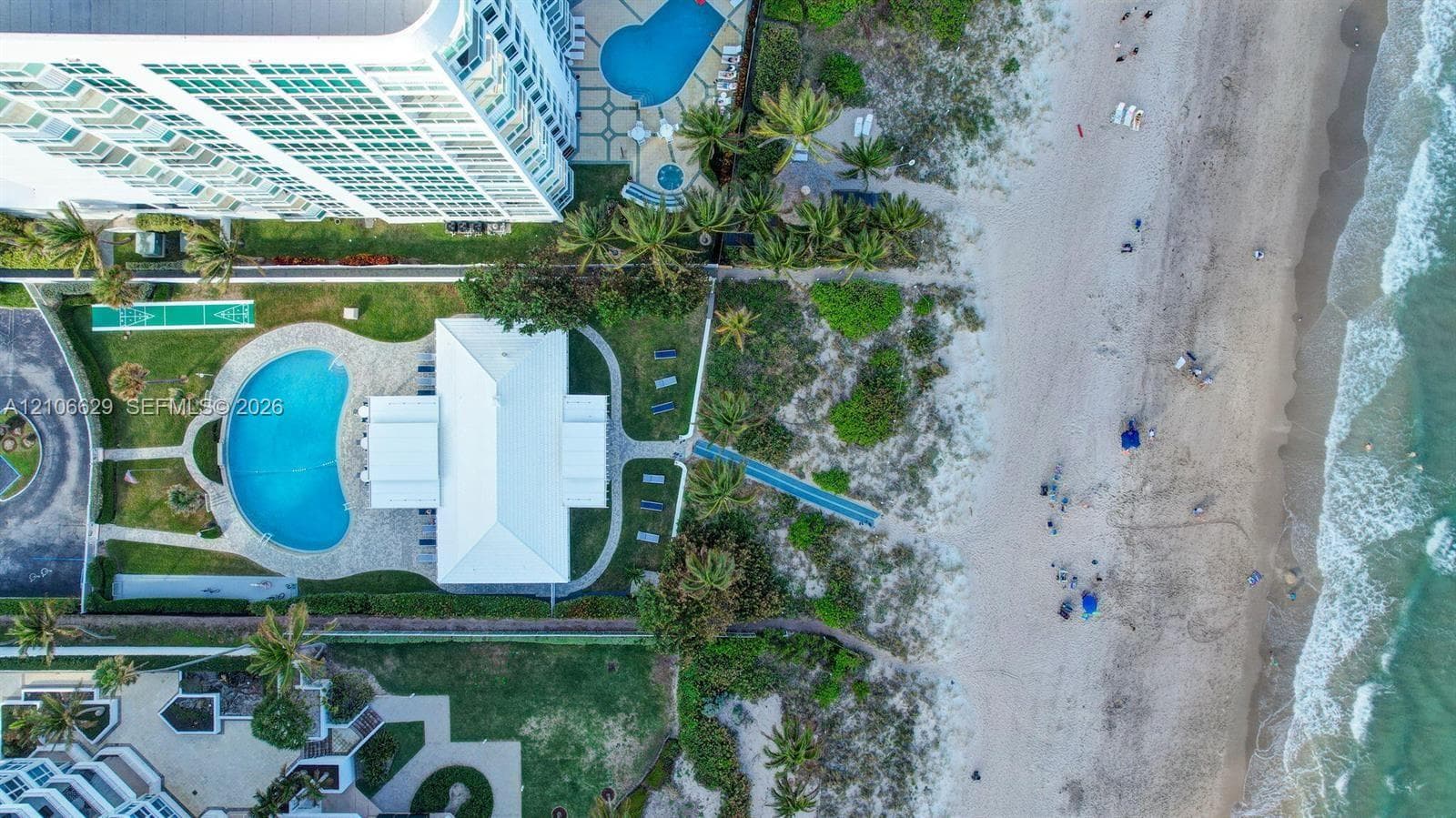 Beachfront Clubhouse