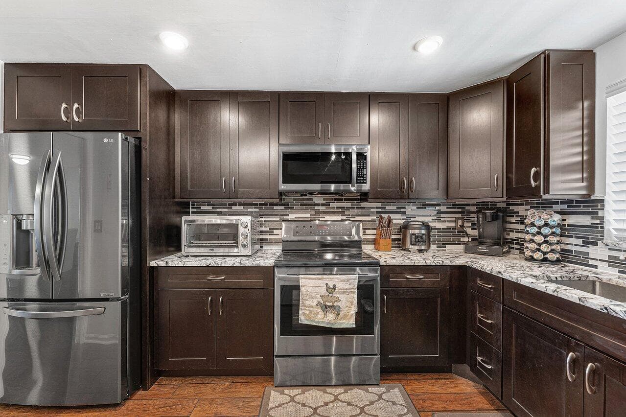 022-3040LakeShoreDrive-502-RivieraBeach-