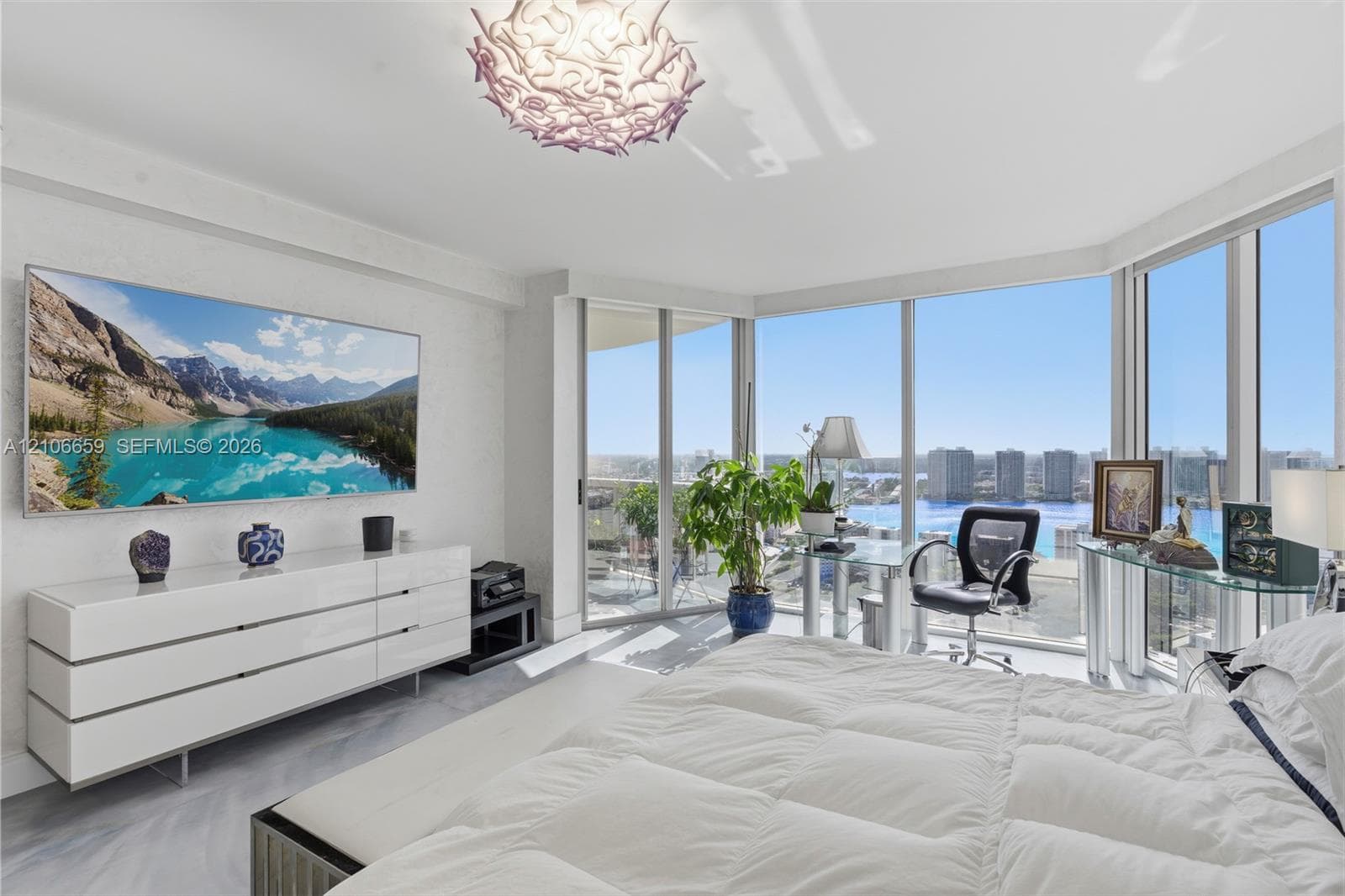 The Pinnacle · #3402 in Sunny Isles Beach - Photo 32