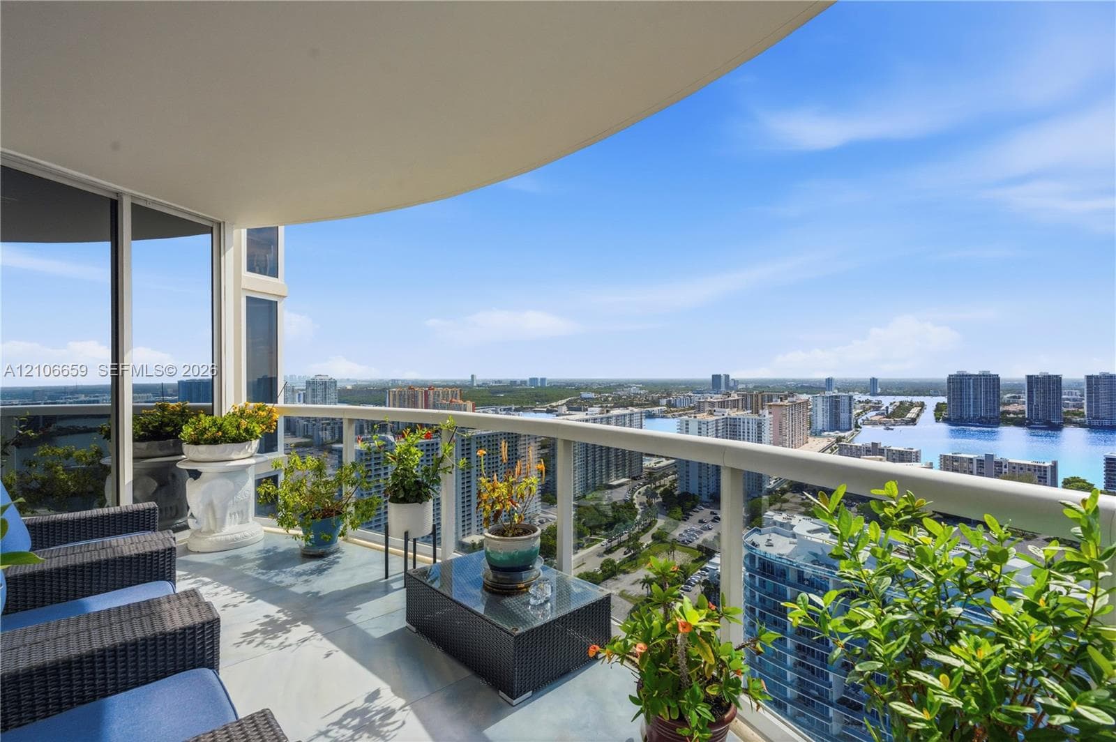 The Pinnacle · #3402 in Sunny Isles Beach - Photo 40