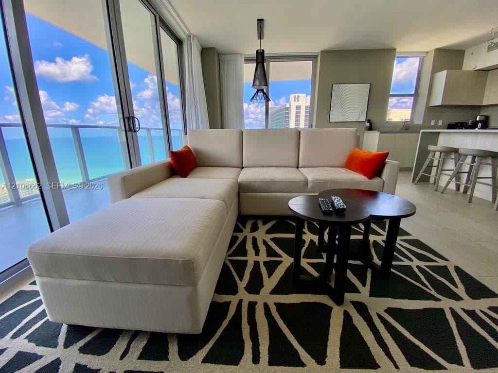 Hyde Beach House · #T3601 in Hollywood - Photo 2
