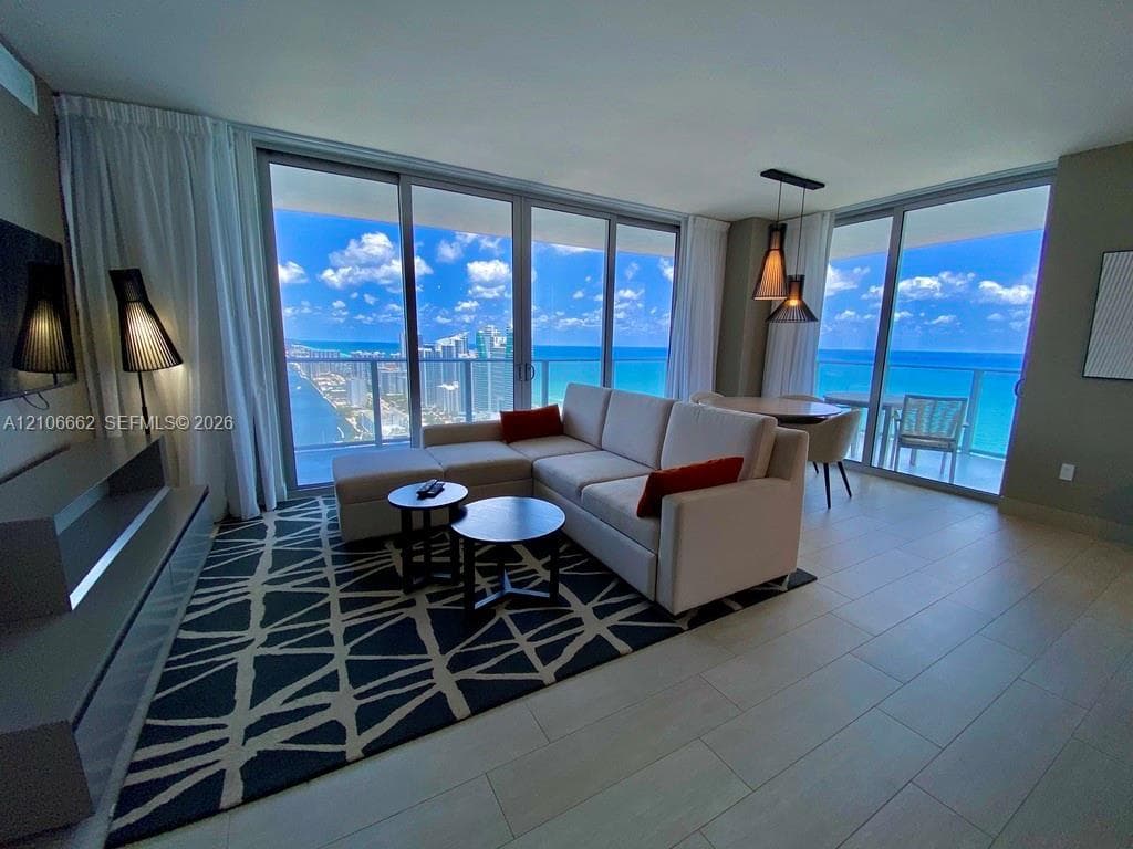 Hyde Beach House · #T3601 in Hollywood - Photo 4
