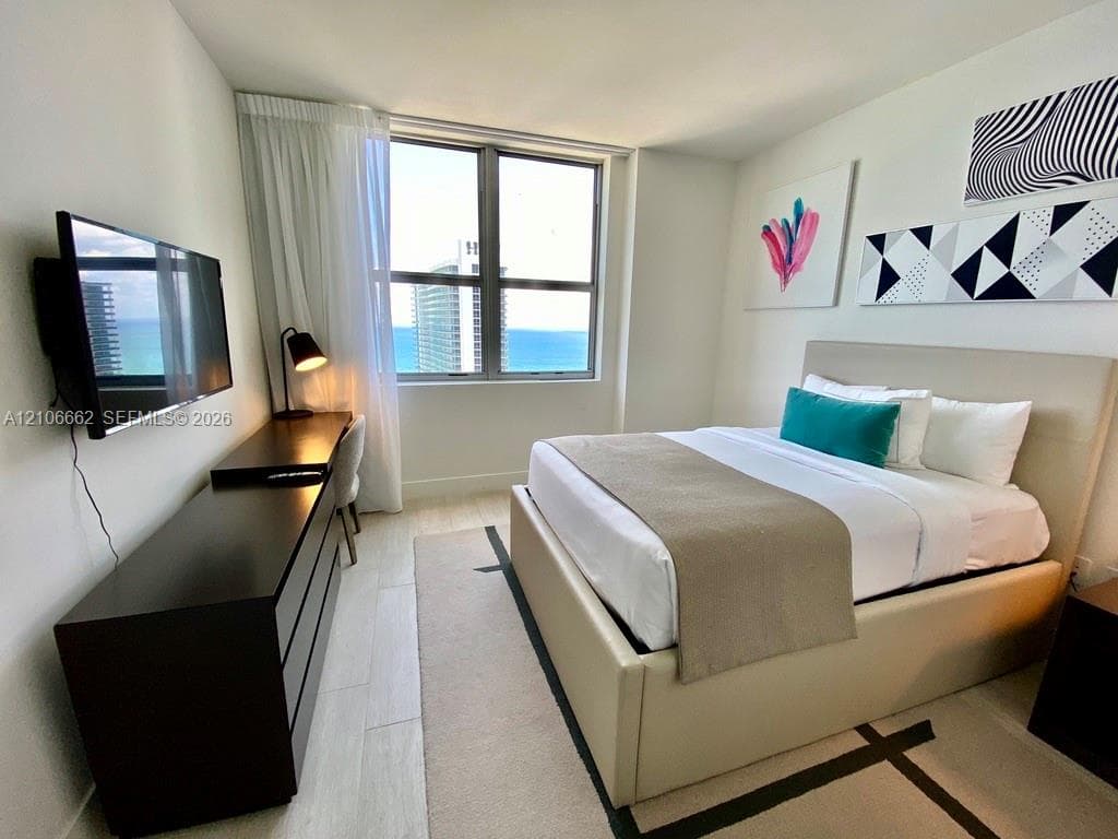 Hyde Beach House · #T3601 in Hollywood - Photo 25