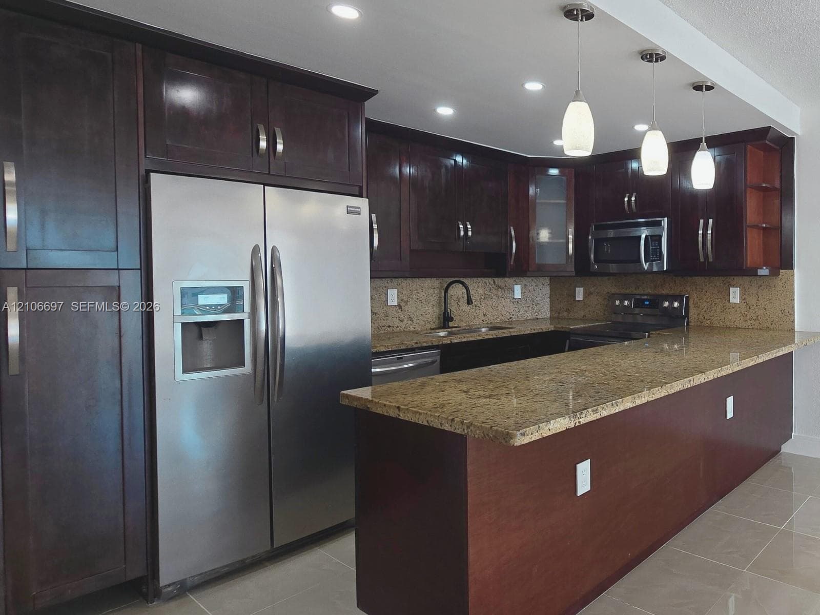 OCEANVIEW BUILDING B COND · #1002 in Sunny Isles Beach - Photo 2