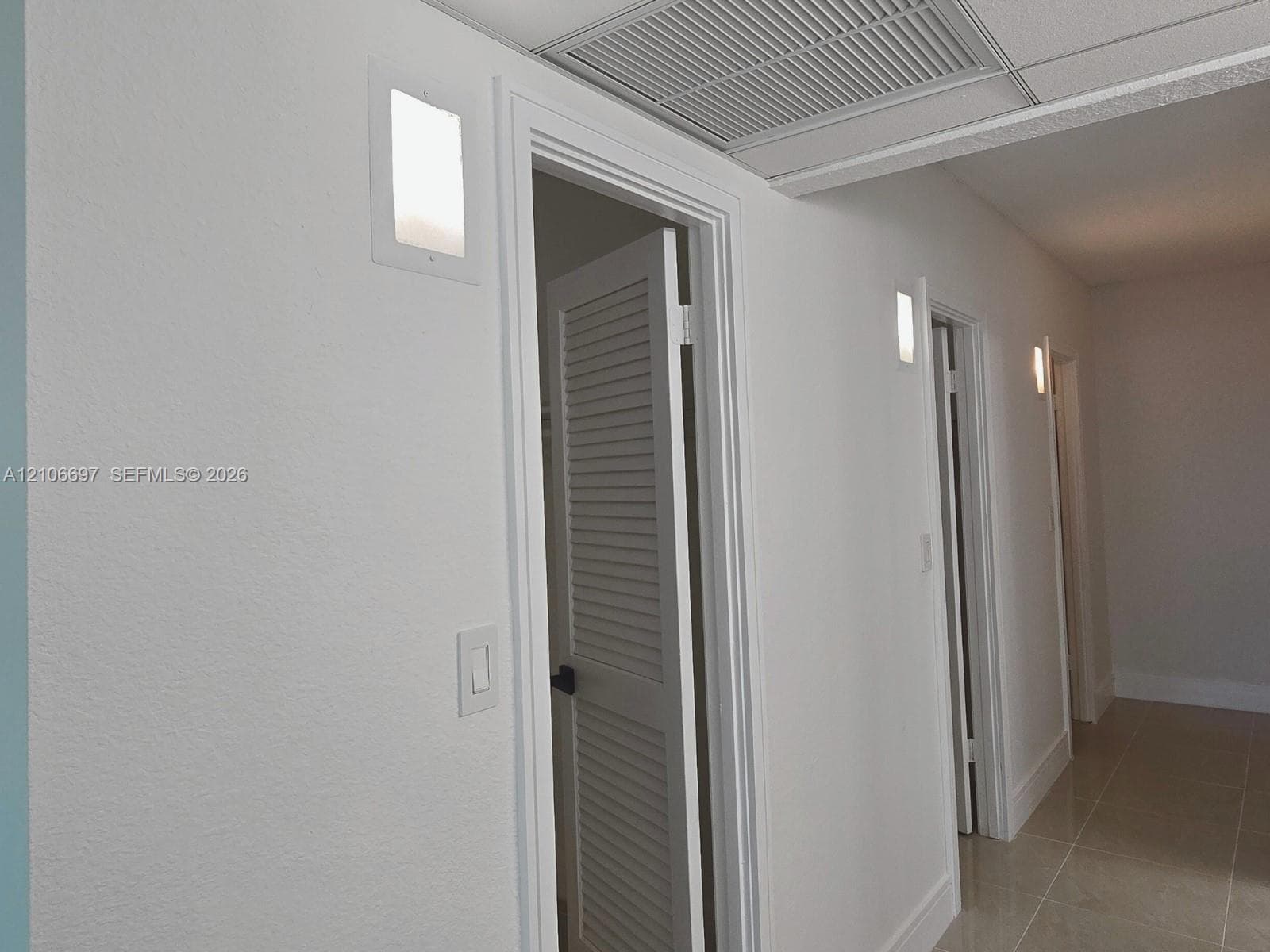 OCEANVIEW BUILDING B COND · #1002 in Sunny Isles Beach - Photo 17