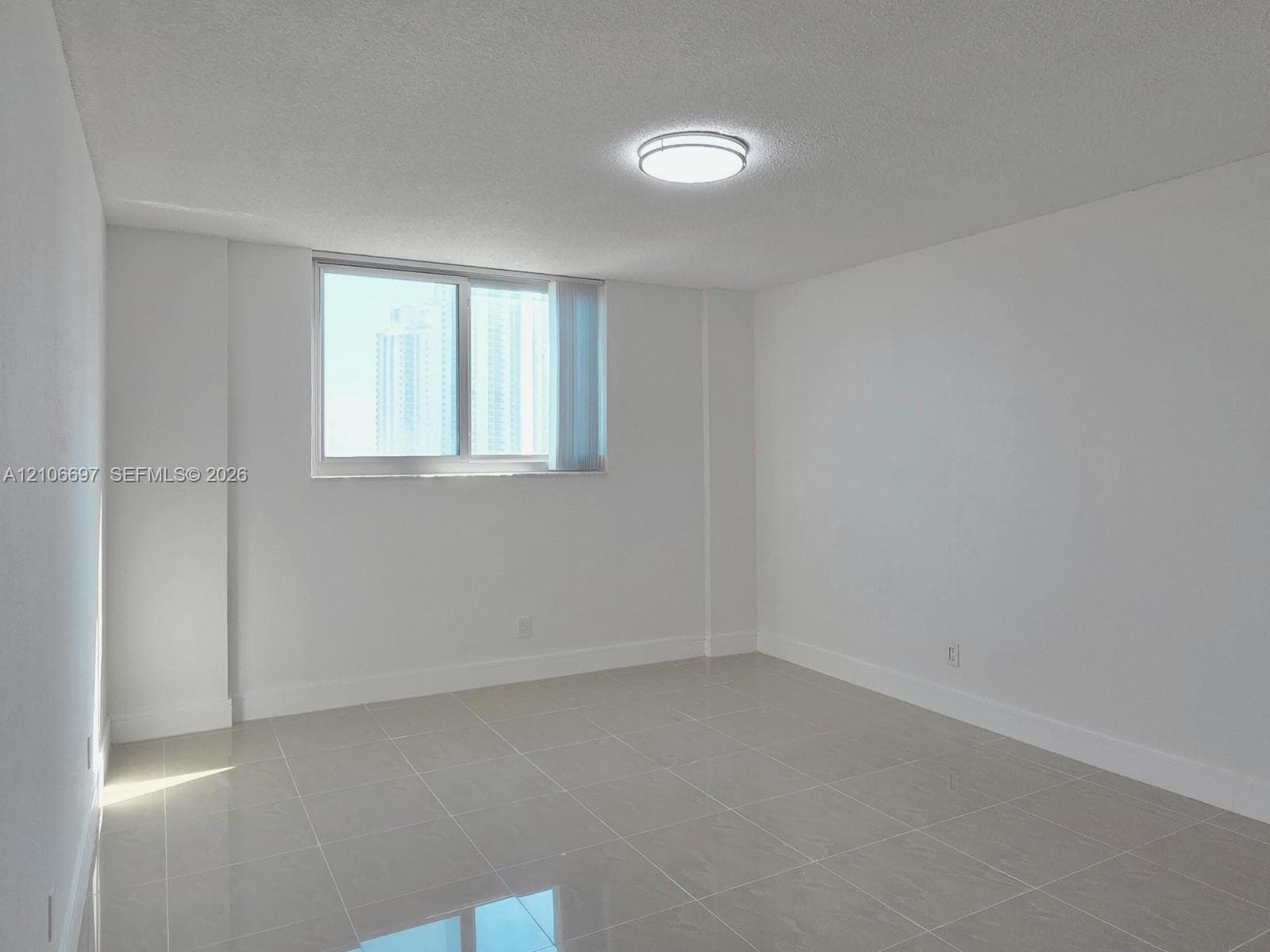 OCEANVIEW BUILDING B COND · #1002 in Sunny Isles Beach - Photo 15