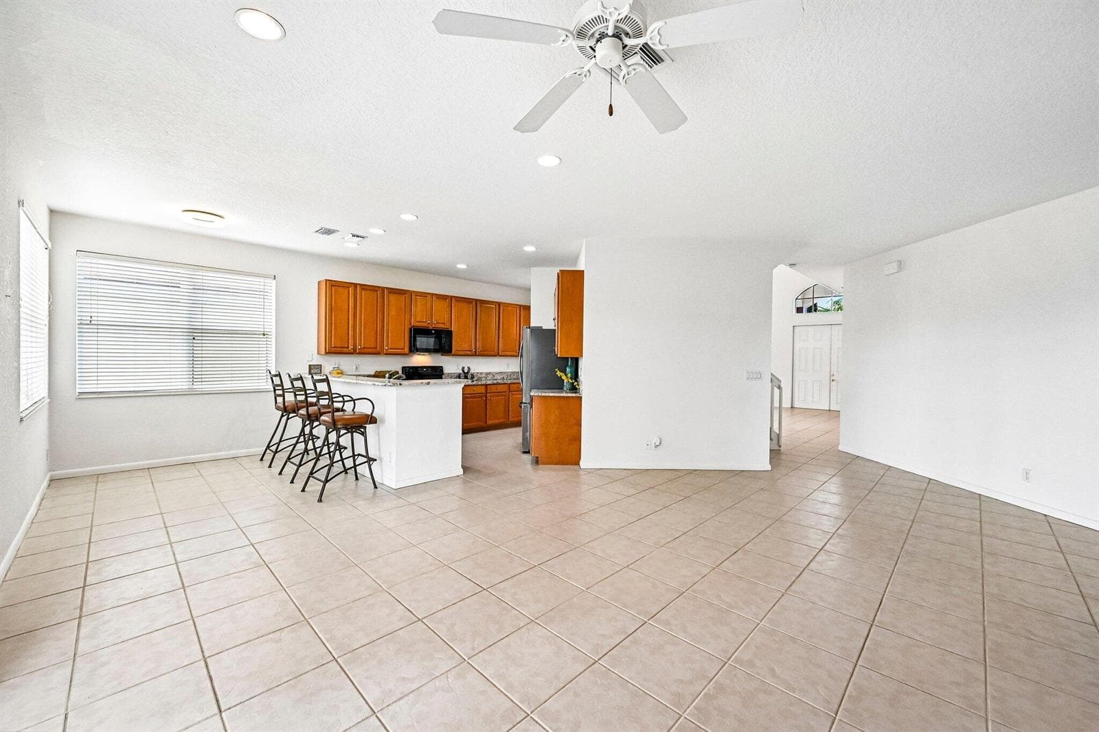 13-web-or-mls-Newquay Ct-S1410-013