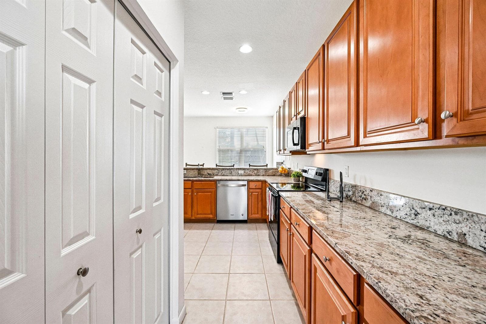 17-web-or-mls-Newquay Ct-S1410-017