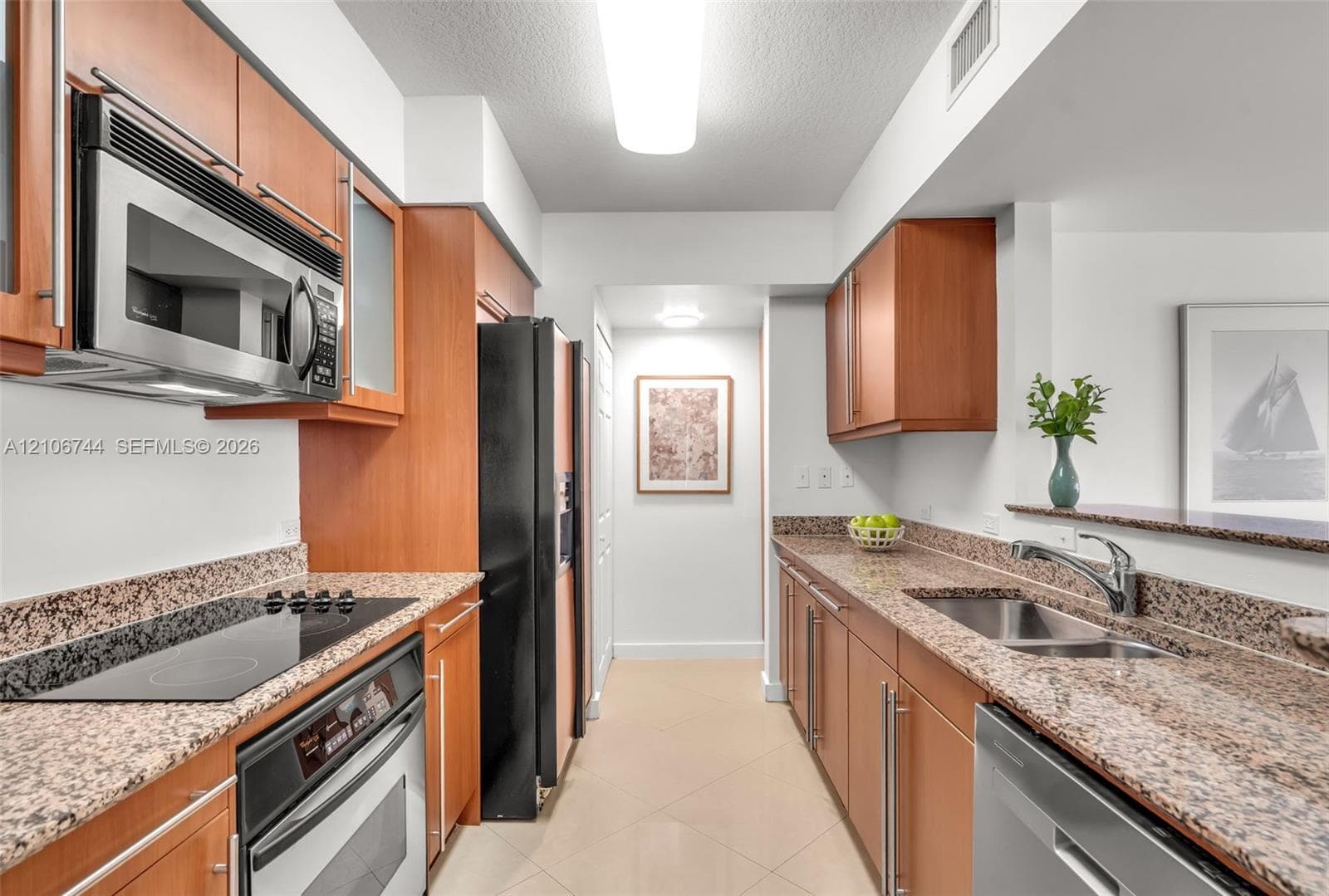 2080 OCEAN DRIVE CONDO · #1207 in Hallandale Beach - Photo 9