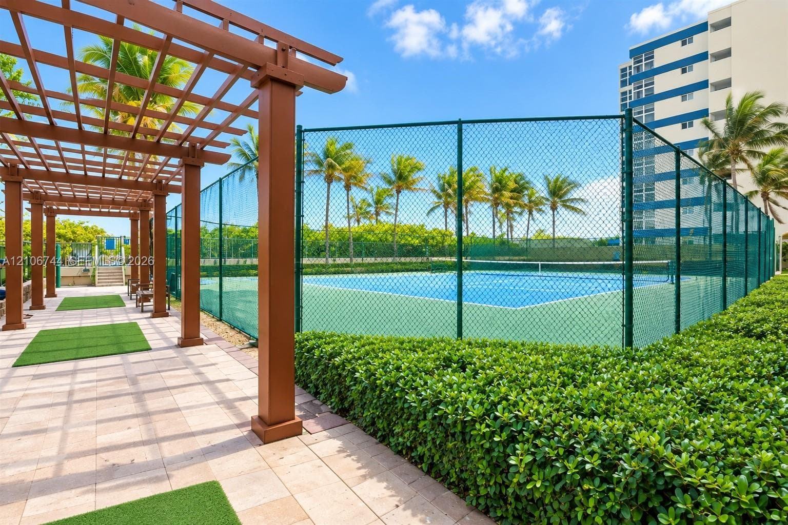 2080 OCEAN DRIVE CONDO · #1207 in Hallandale Beach - Photo 24