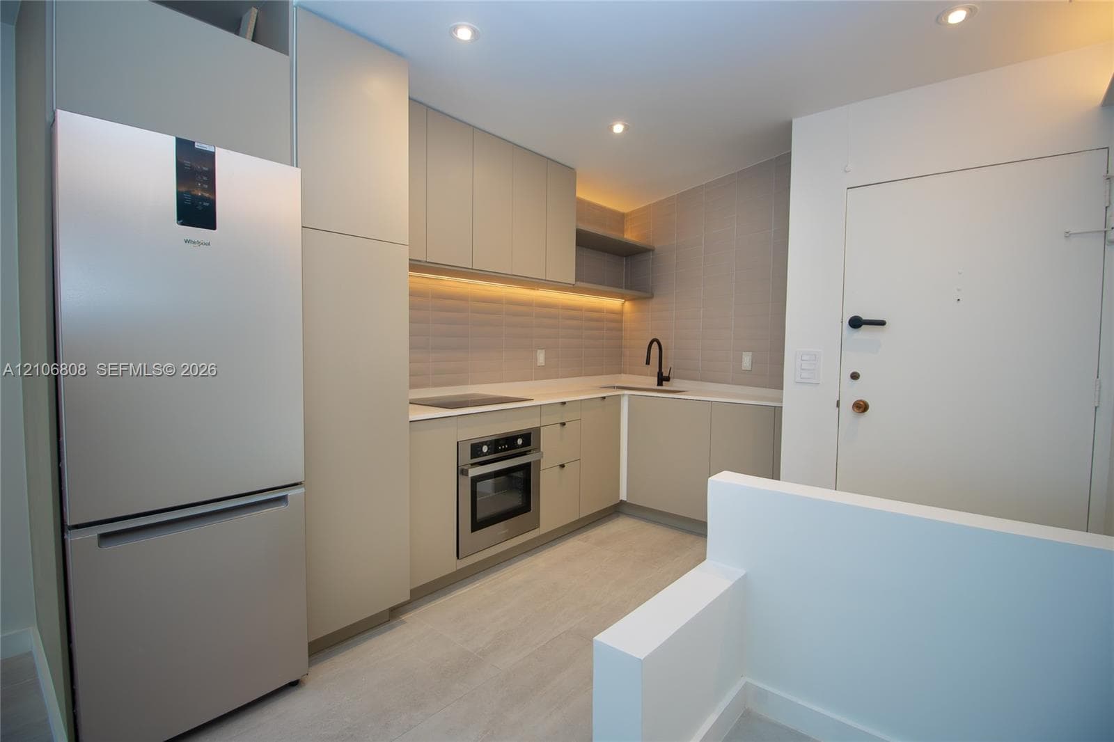 Triton Tower · #1522 in Miami Beach - Photo 5