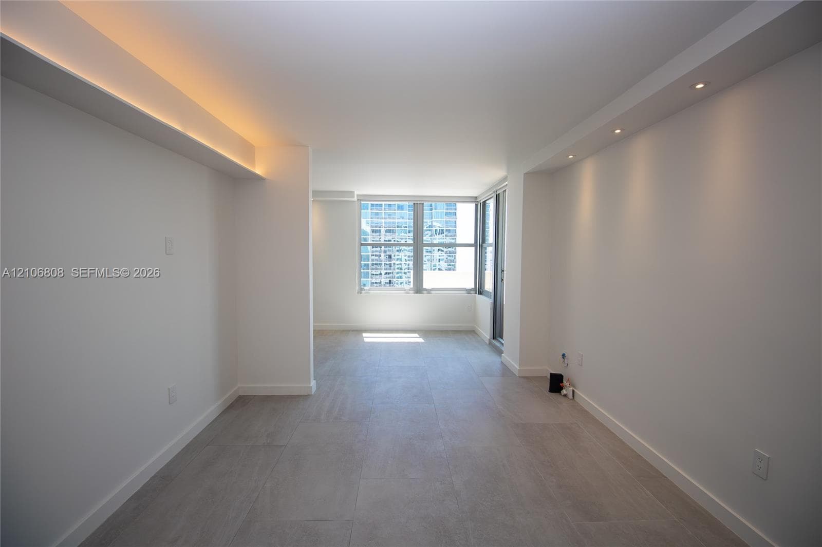 Triton Tower · #1522 in Miami Beach - Photo 8