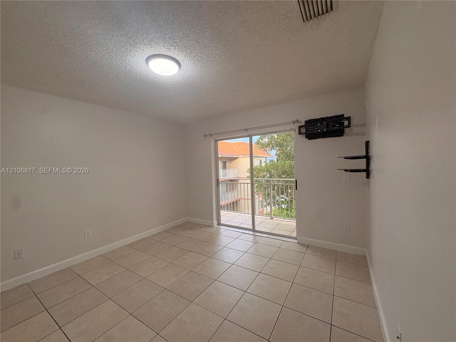 VILLA RUSTICA I CONDO · #306 in Hialeah - Photo 6