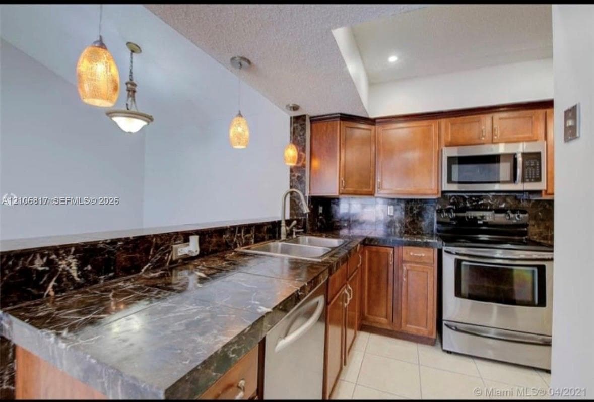 VILLA RUSTICA I CONDO · #306 in Hialeah - Photo 3