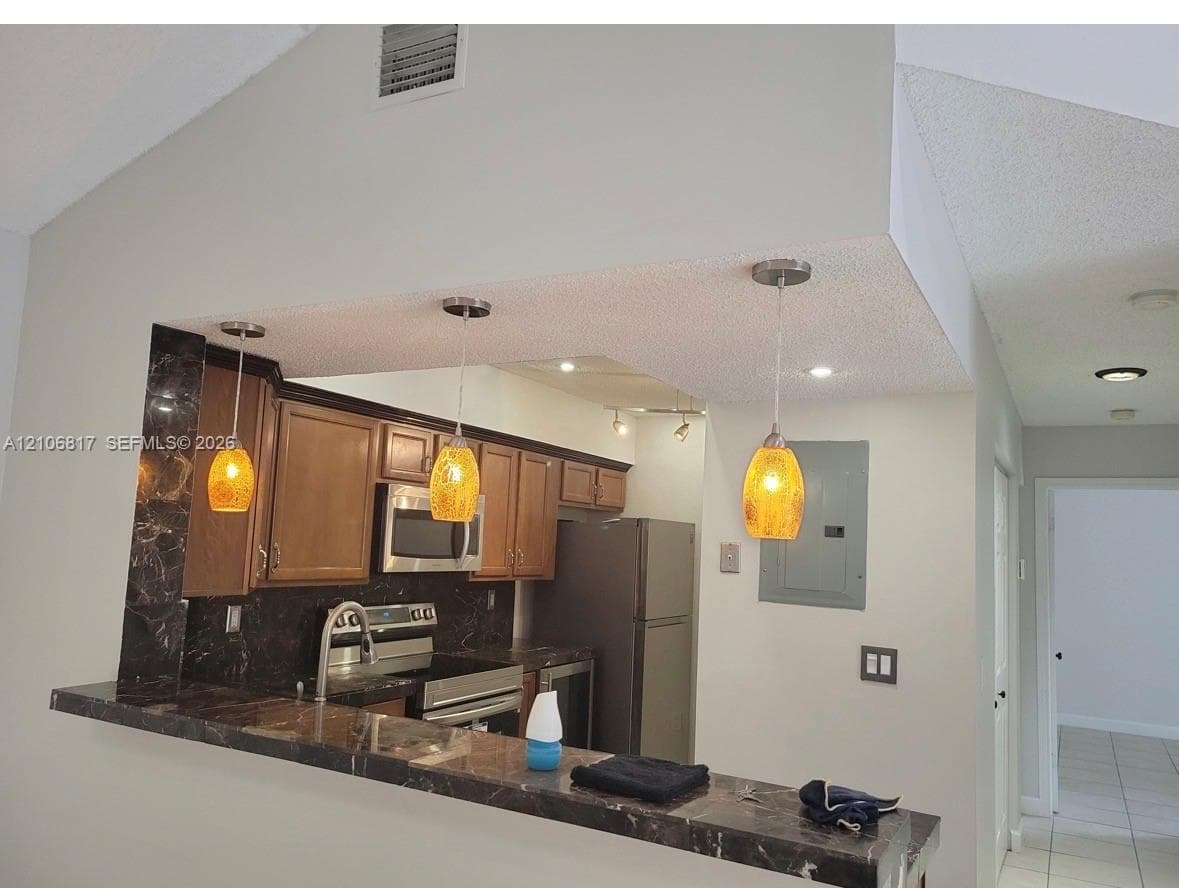 VILLA RUSTICA I CONDO · #306 in Hialeah - Photo 4