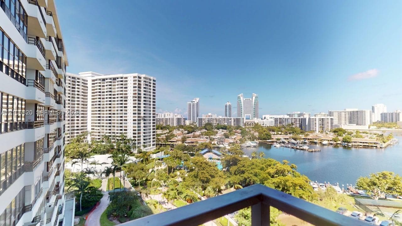 OLYMPUS CONDO · #822 in Hallandale Beach - Photo 2