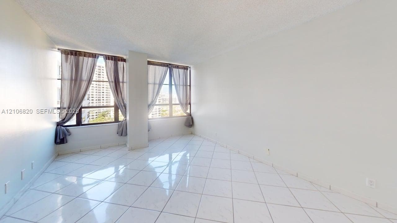 OLYMPUS CONDO · #822 in Hallandale Beach - Photo 16