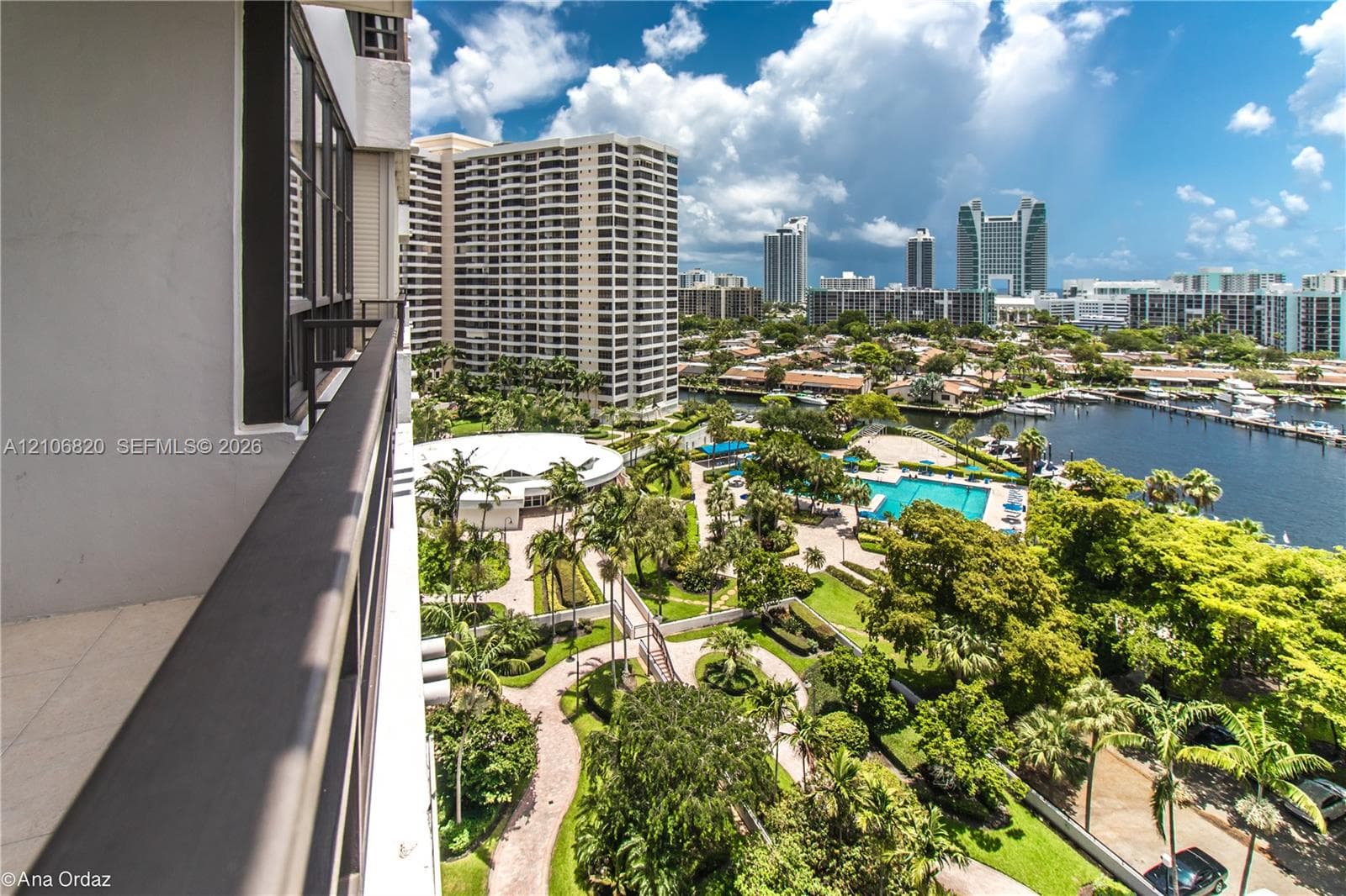 OLYMPUS CONDO · #822 in Hallandale Beach - Photo 4