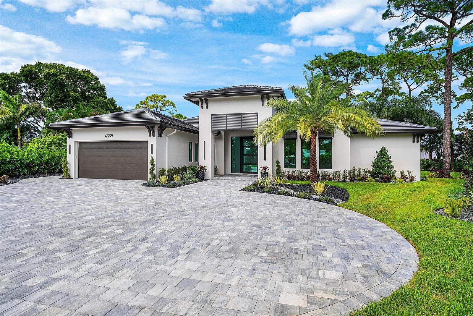 002-6339WoodthrushCourt-WestPalmBeach-FL