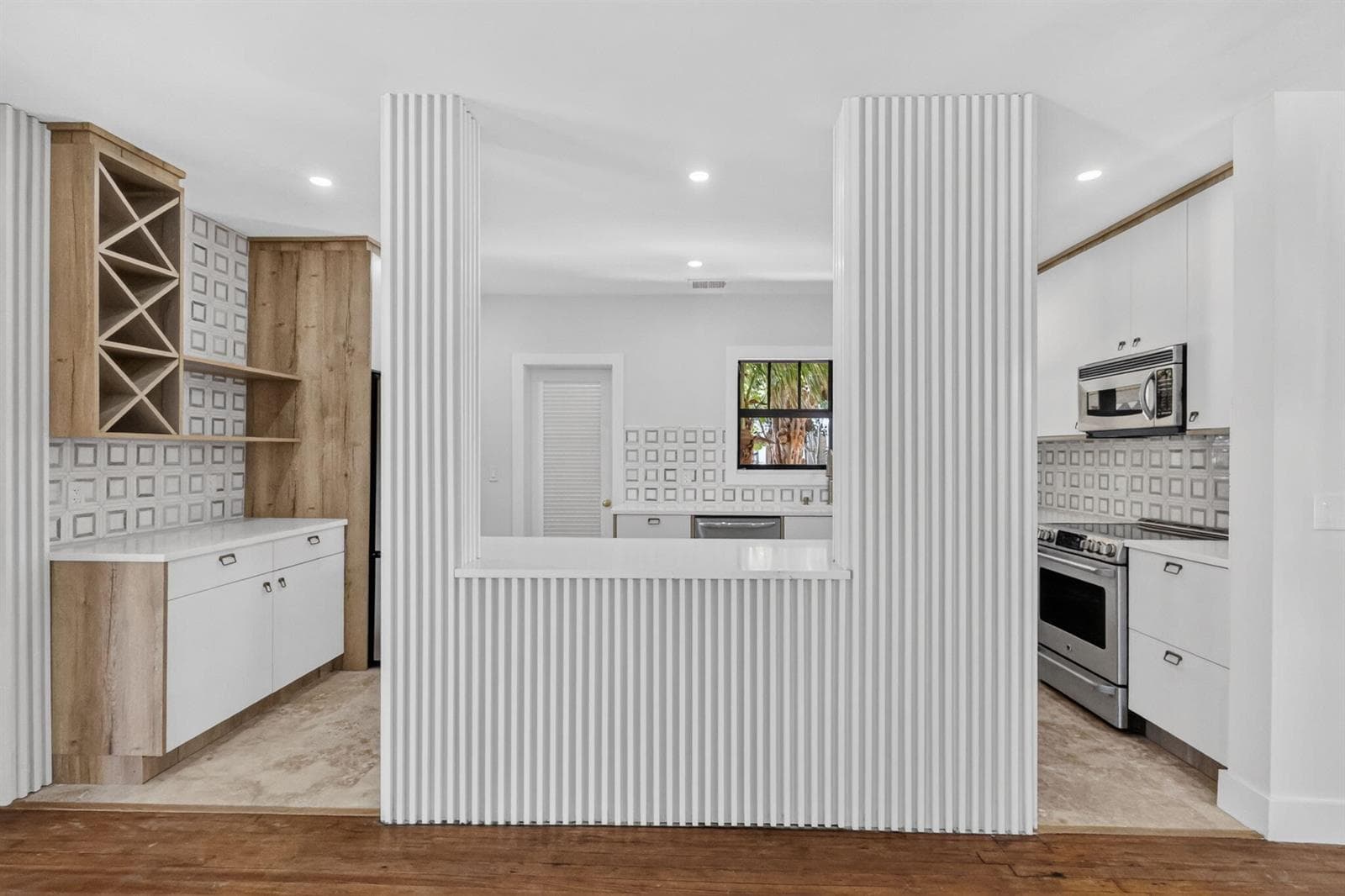 Open Kitchen