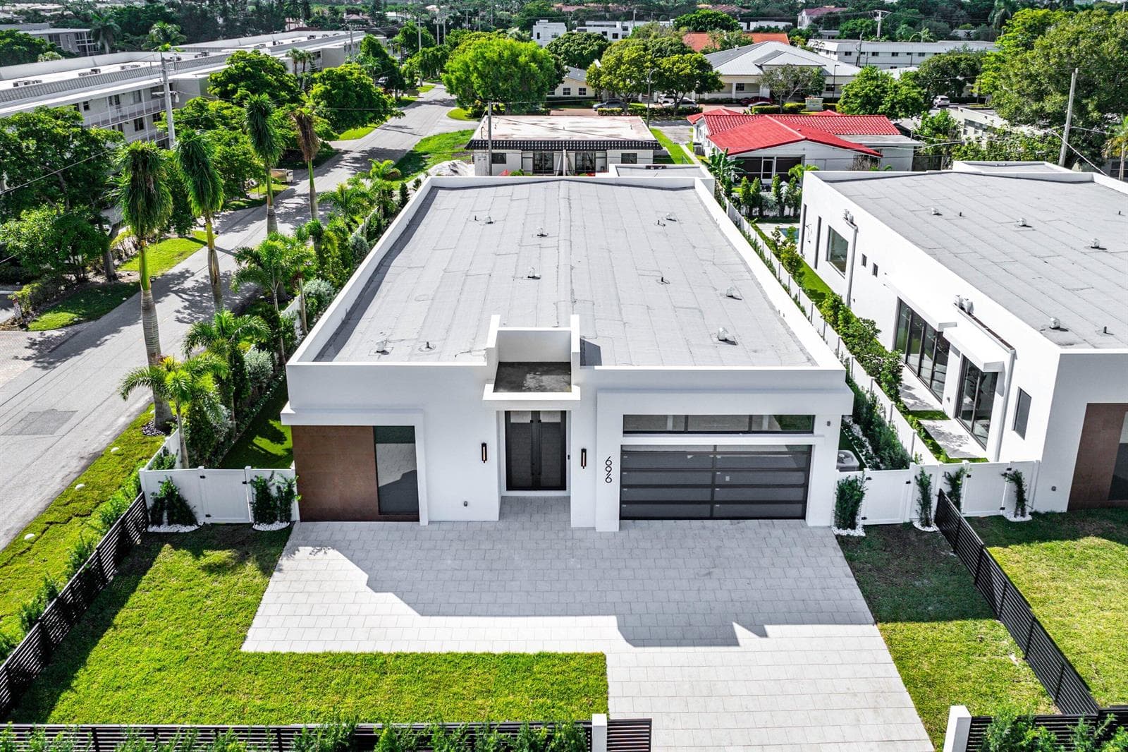 039-696HastingsStreet-BocaRaton-FL-33487