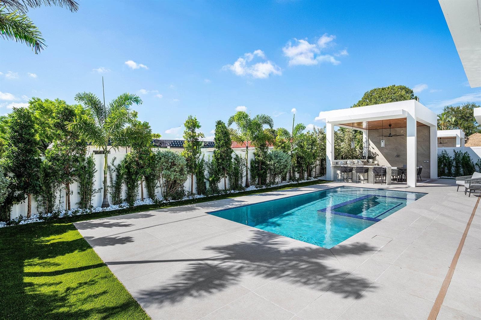 032-696HastingsStreet-BocaRaton-FL-33487
