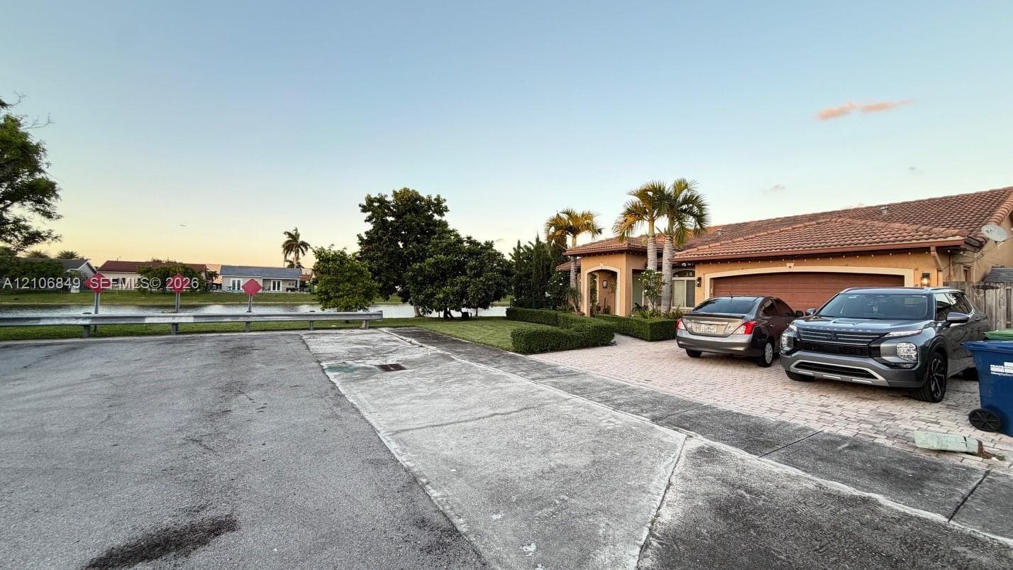 5165 SW 158th Ave photo 3