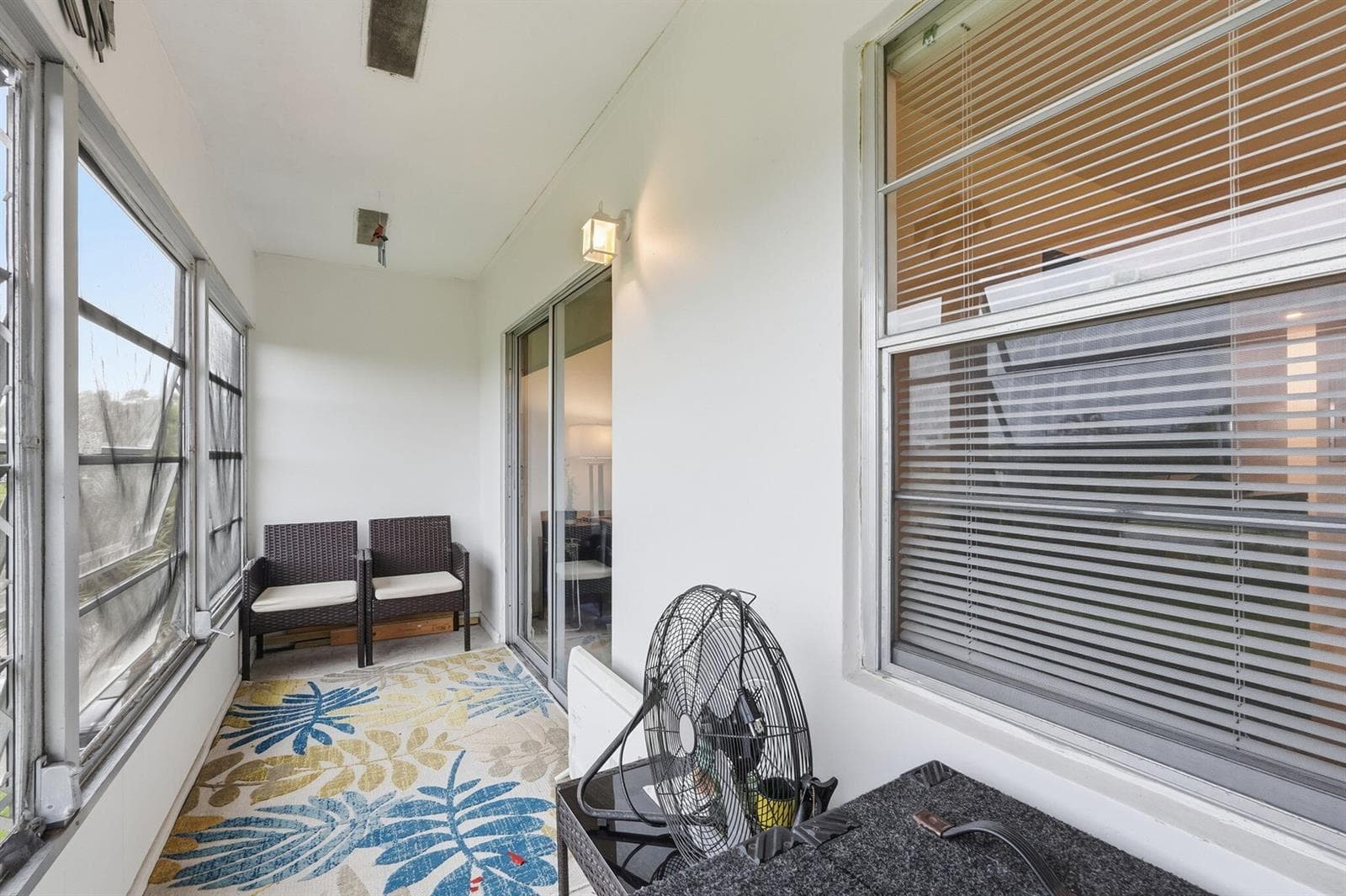 22-web-or-mls-209_Brighton_E_06017