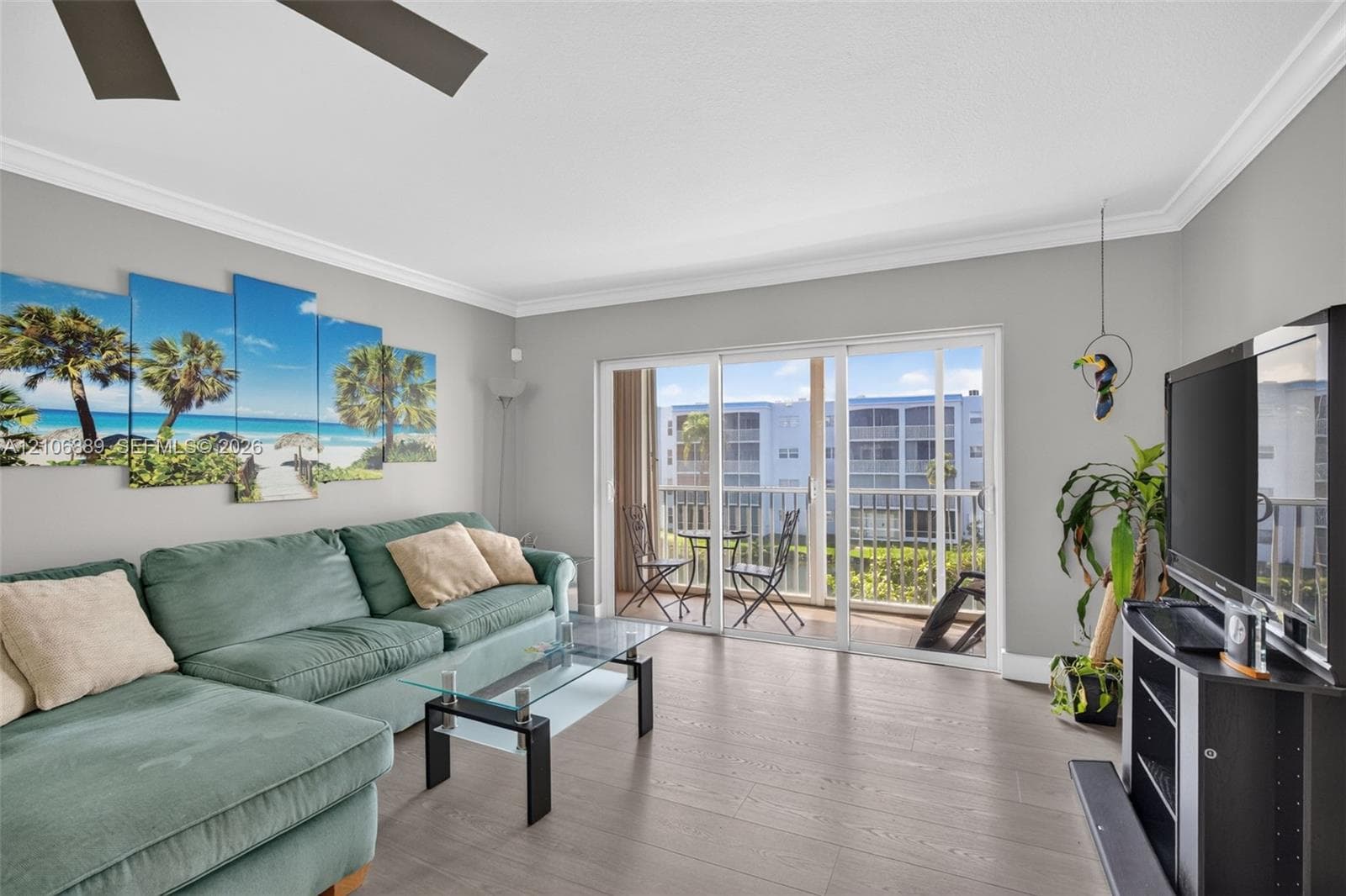 DANIANS NORTH CONDO · #317 in Dania Beach - Photo 3