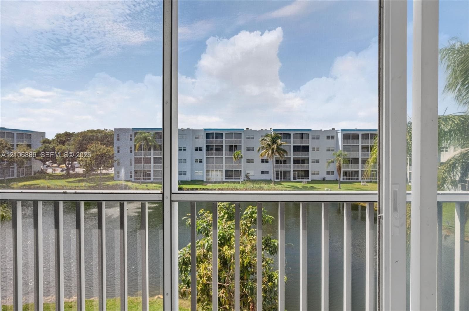 DANIANS NORTH CONDO · #317 in Dania Beach - Photo 5