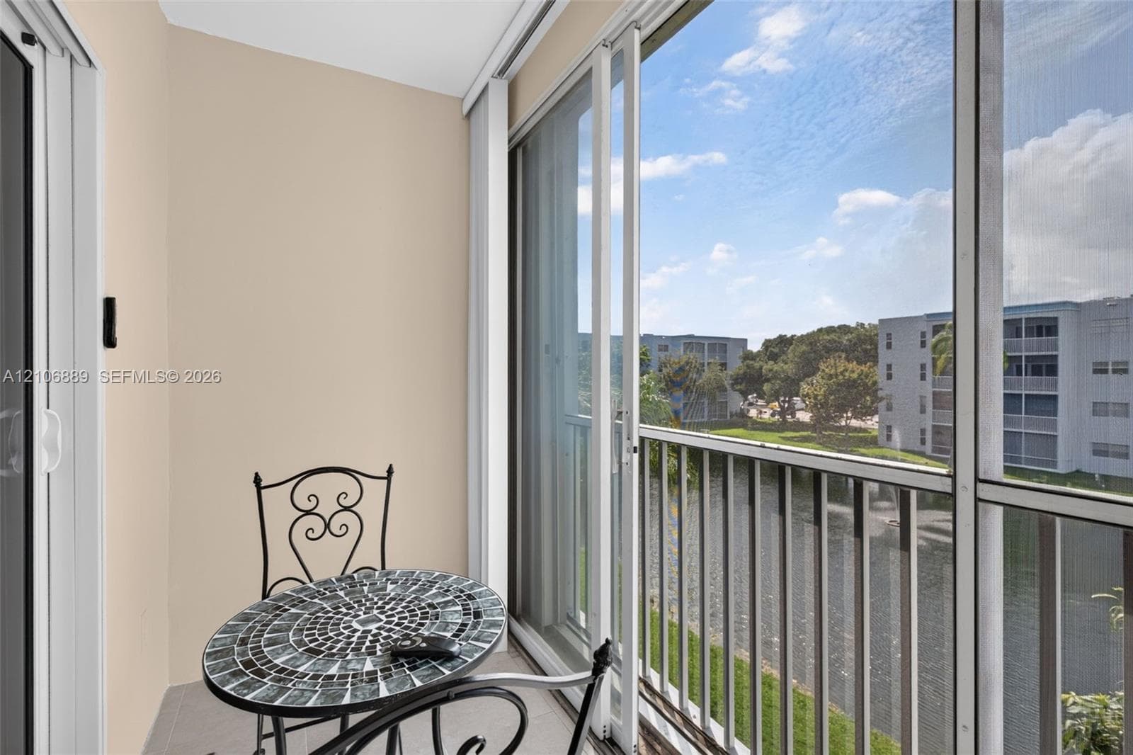 DANIANS NORTH CONDO · #317 in Dania Beach - Photo 14