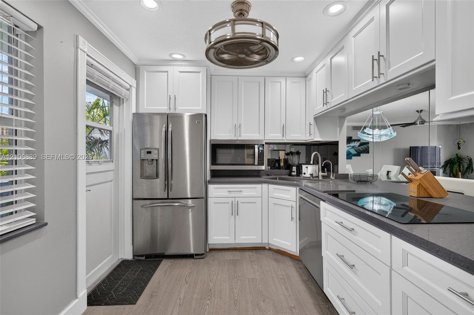 DANIANS NORTH CONDO · #317 in Dania Beach - Photo 8
