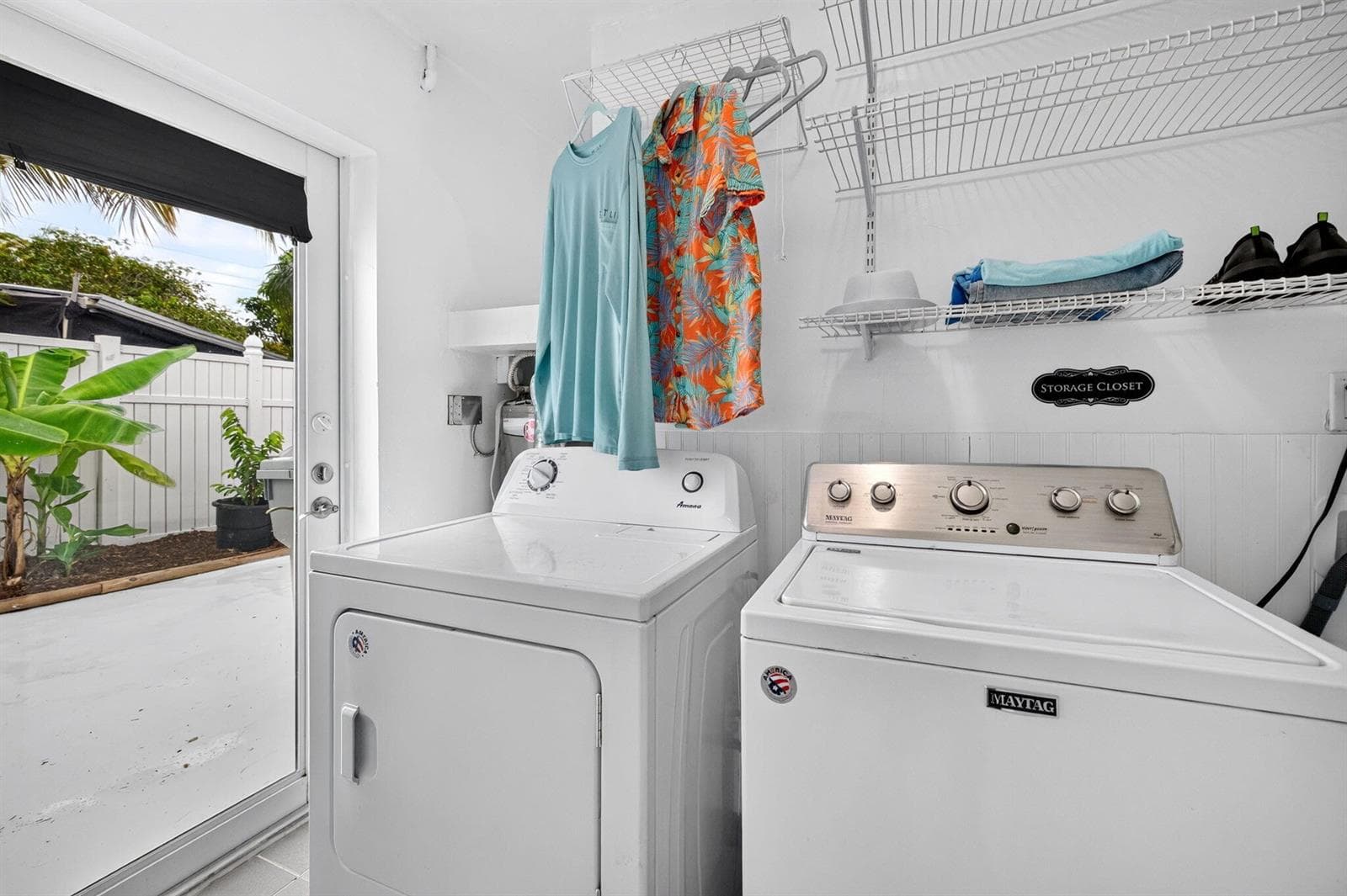 3rd room closet with laundry