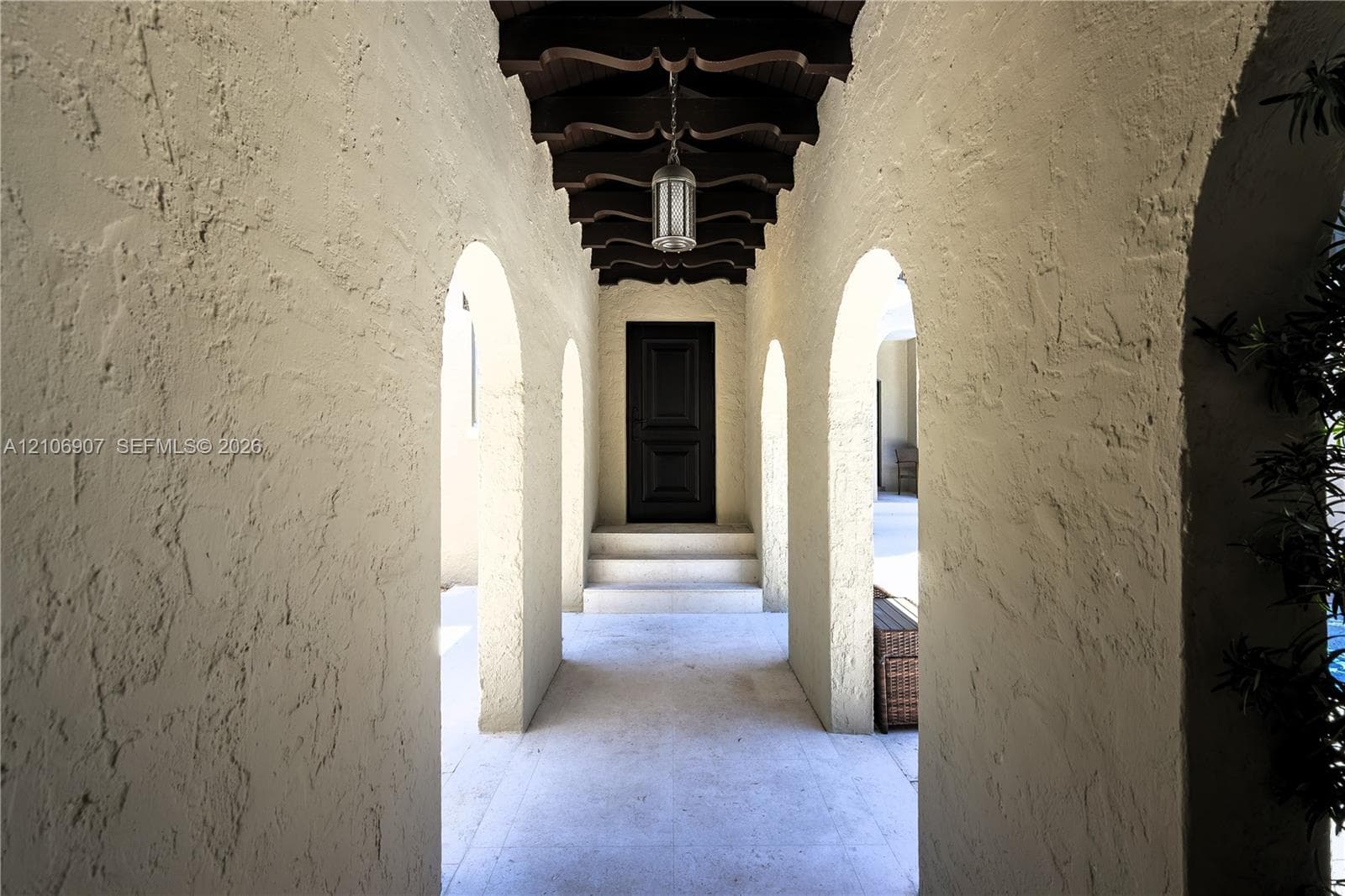 1822 Country Club Prado photo 6