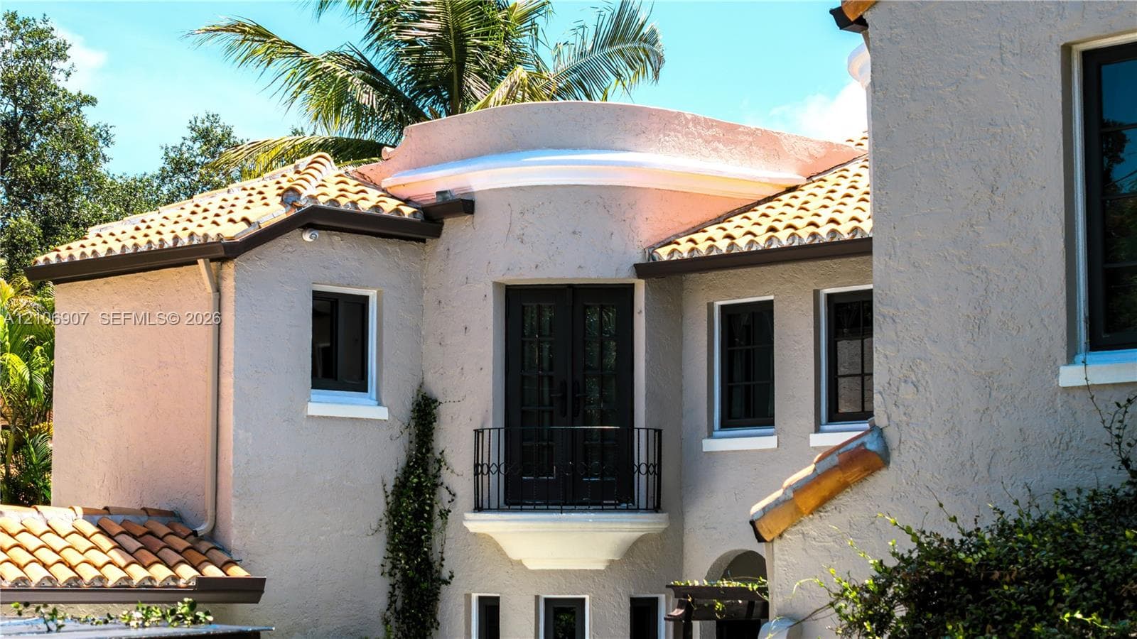 1822 Country Club Prado photo 26