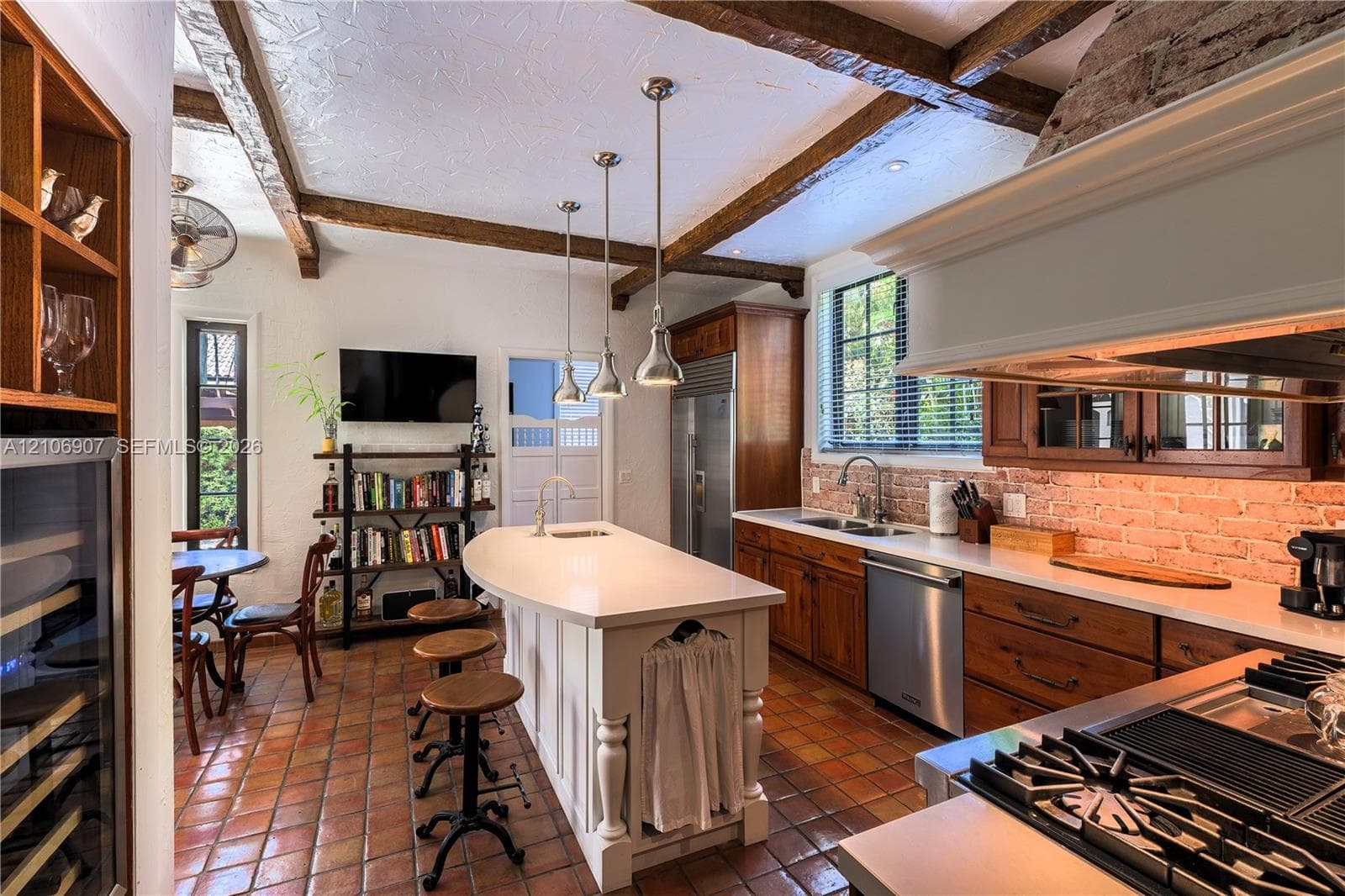 1822 Country Club Prado photo 20