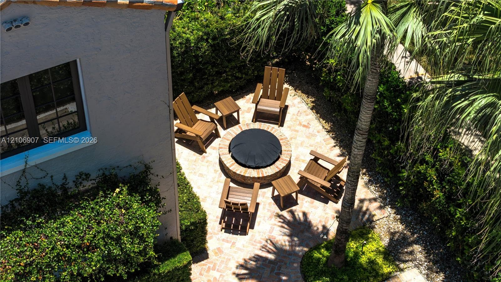 1822 Country Club Prado photo 29