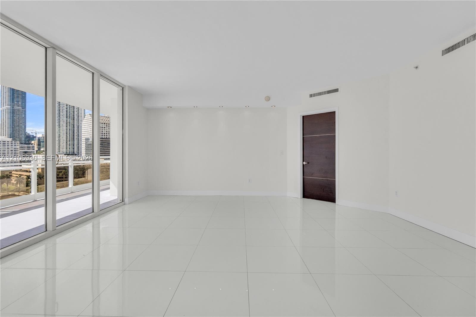 Carbonell · #1103 in Miami - Photo 30