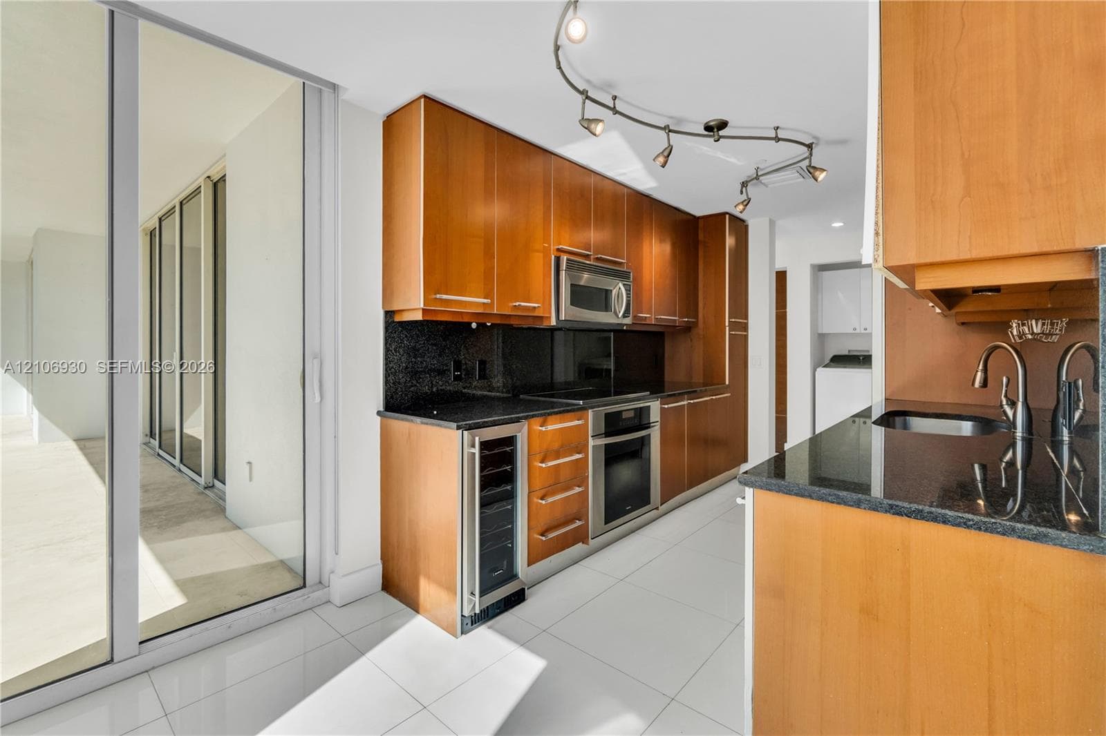 Carbonell · #1103 in Miami - Photo 8